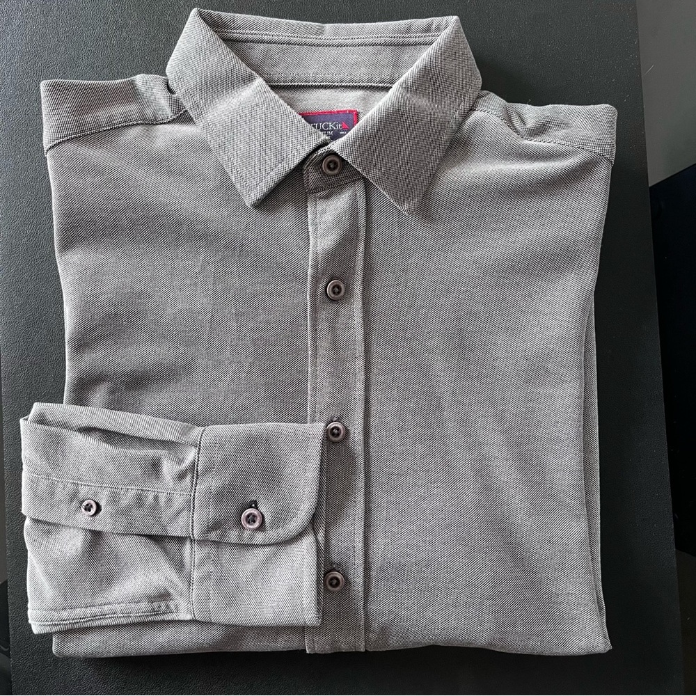 UNTUCKit Gray Casual Button Down Shirt with Textured Fabric